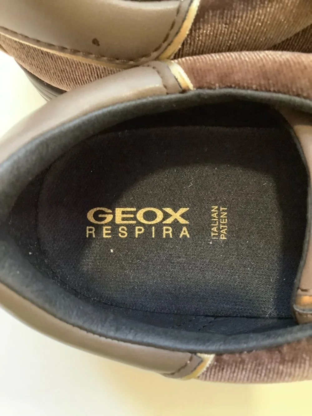 GEOX Respira Brown Velvet Low-Top Studded Sneakers Size 39 - Picture 7 of 12